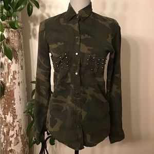 ZARA WOMAN CAMO SHIRT